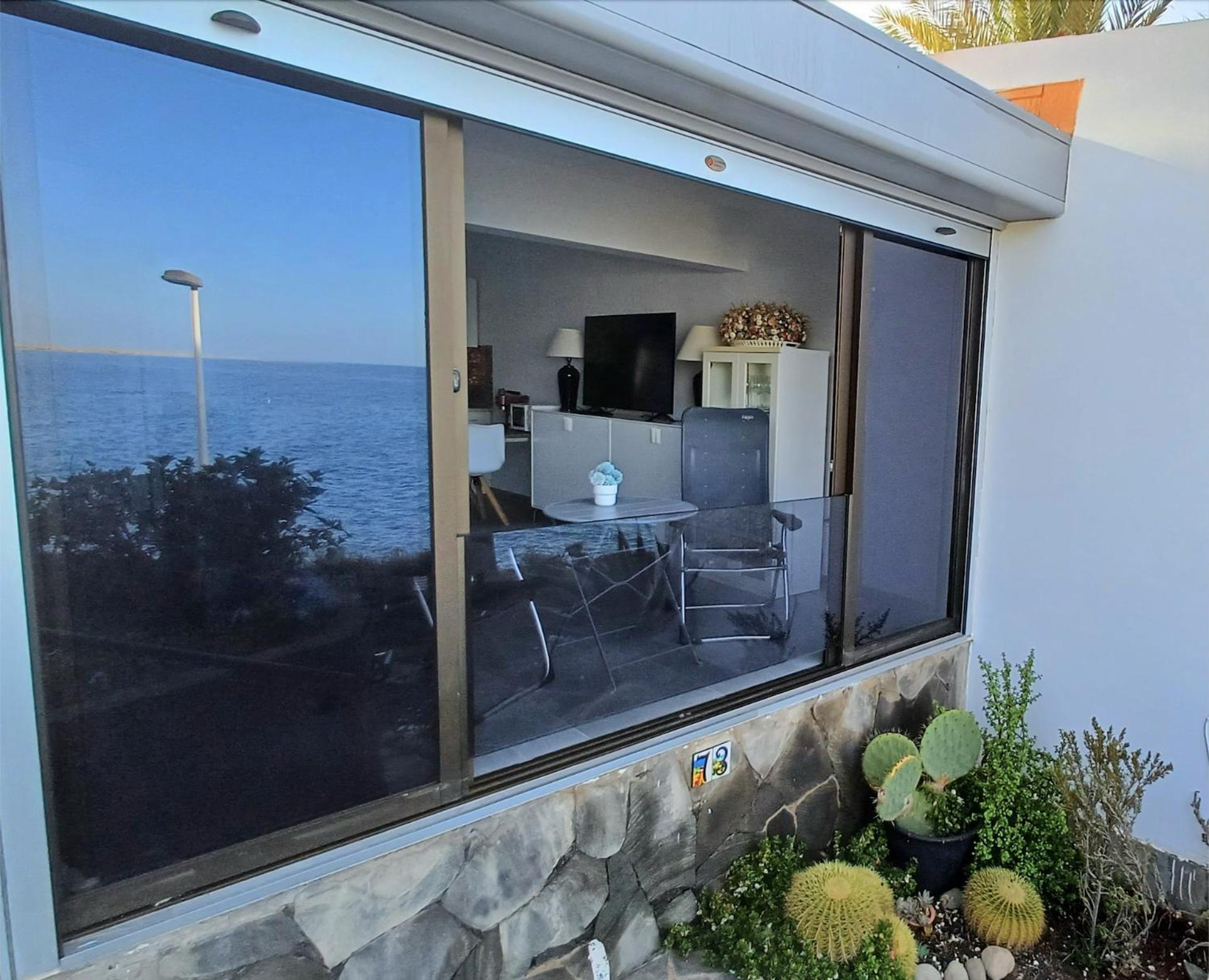 Bungalow Uno - Front Line Of Ocean San Bartolomé 外观 照片